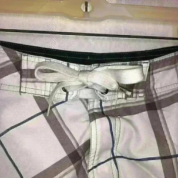 O'Neill White M Plaid Drawstring Swimming Trunks - Picture 3 of 5